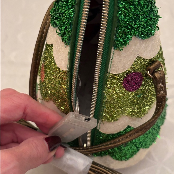 Unique Betsey Johnson I’m Tree Fallin Light Up Sparkly Christmas Tree Handbag - Picture 15 of 17